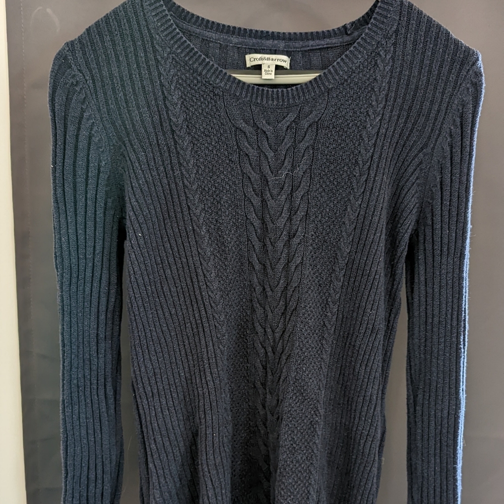 Women's Croft & Barrow cable knit sweater